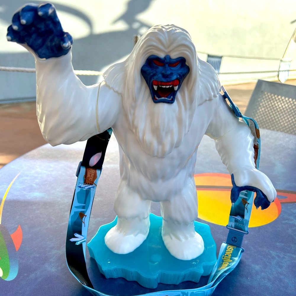 Disneyland Abominable Snowman sipper